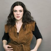 Amelia Curran - List pictures