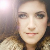 Sarah Fimm - List pictures
