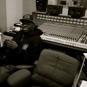 P Money - List pictures