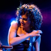 Carrie Rodriguez - List pictures