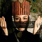 Deradoorian - List pictures