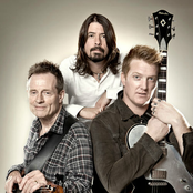 Them Crooked Vultures - List pictures