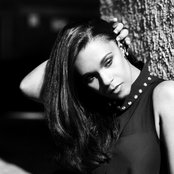 Kymberley Kennedy - List pictures