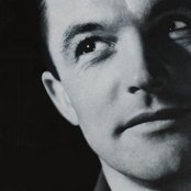 Gene Kelly - List pictures