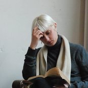 Molly Nilsson - List pictures