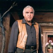Lorne Greene - List pictures