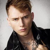 Mgk - List pictures
