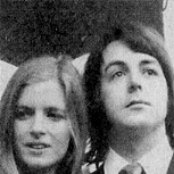 Paul & Linda Mccartney - List pictures