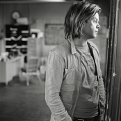 Paul Oakenfold - List pictures