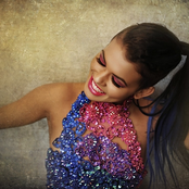 Alexandra Joner - List pictures