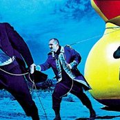 Primus - List pictures