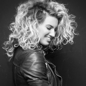 Tori Kelly - List pictures