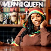 Khia - List pictures