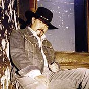 Buddy Jewell - List pictures