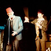 3 Mustaphas 3 - List pictures