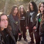 Avulsed - List pictures