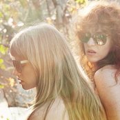 Deap Vally - List pictures