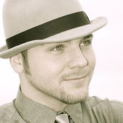 Chris Richardson - List pictures