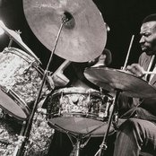Elvin Jones - List pictures