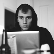 Machine Gun Kelly - List pictures