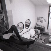 Miranda Lee Richards - List pictures