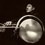 Lyle Lovett - List pictures