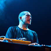 Dj Js-1 - List pictures