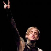 For The Fallen Dreams - List pictures