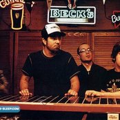 Team Sleep - List pictures