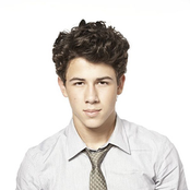 Nicholas Jonas - List pictures