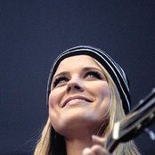 Ilse Delange - List pictures