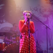 Einsteinbarbie - List pictures