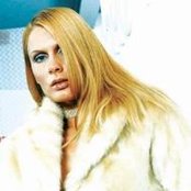 Ian Van Dahl - List pictures