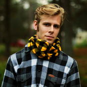 Lars Vaular - List pictures