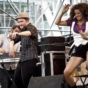 Caravan Palace - List pictures