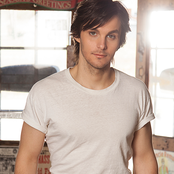 Charlie Worsham - List pictures