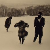 Esben And The Witch - List pictures