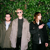 Eagulls - List pictures