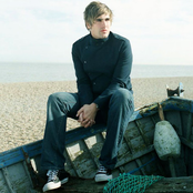 Charlie Simpson - List pictures