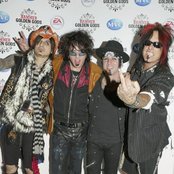 Brides Of Destruction - List pictures