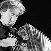 Hubert Von Goisern - List pictures