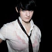 Bertie Blackman - List pictures