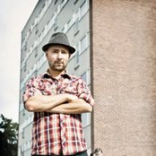 Nikola Sarcevic - List pictures