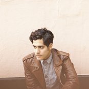 Neon Indian - List pictures