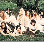 Mediaeval Baebes - List pictures
