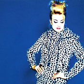 Lian Ross - List pictures