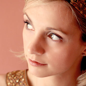 Cara Dillon - List pictures