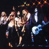 Vain - List pictures