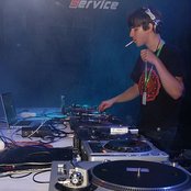 Netsky - List pictures