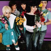 Tilly And The Wall - List pictures